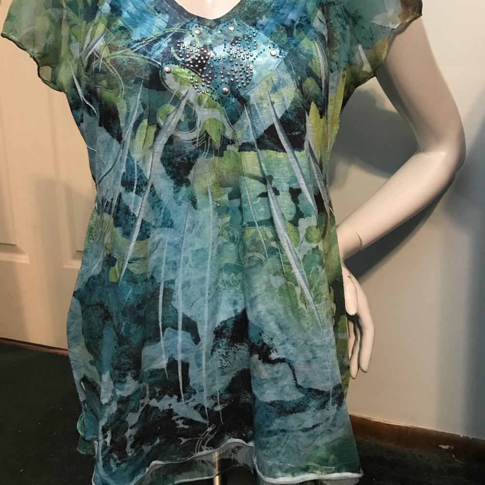 One World green and blue top